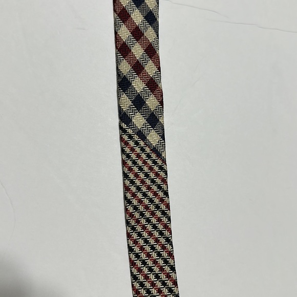 Tommy Hilfiger Two Prints Plaid Silk tie - Picture 6 of 6